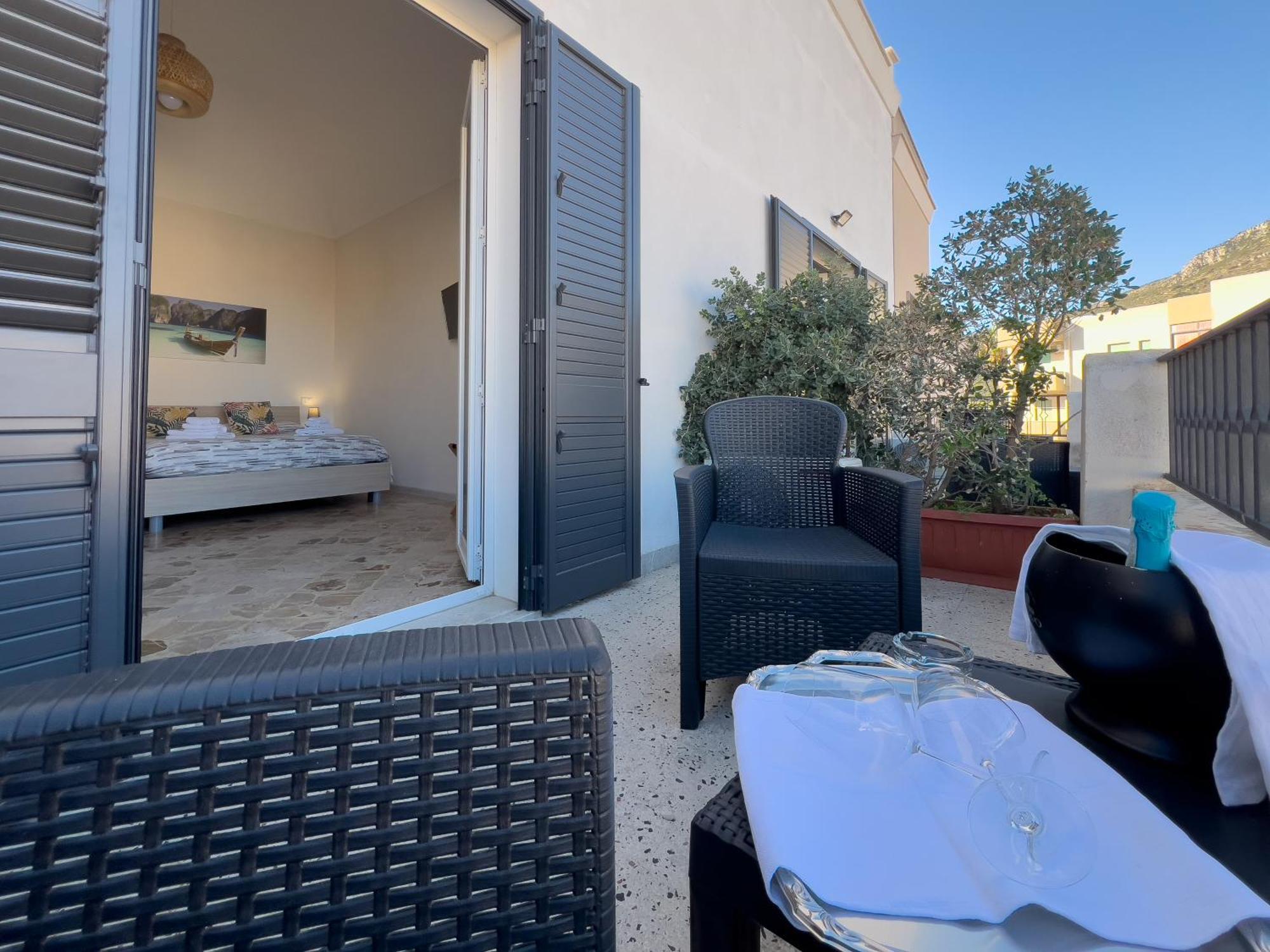 Ponente & Maestro Rooms Favignana Exterior foto